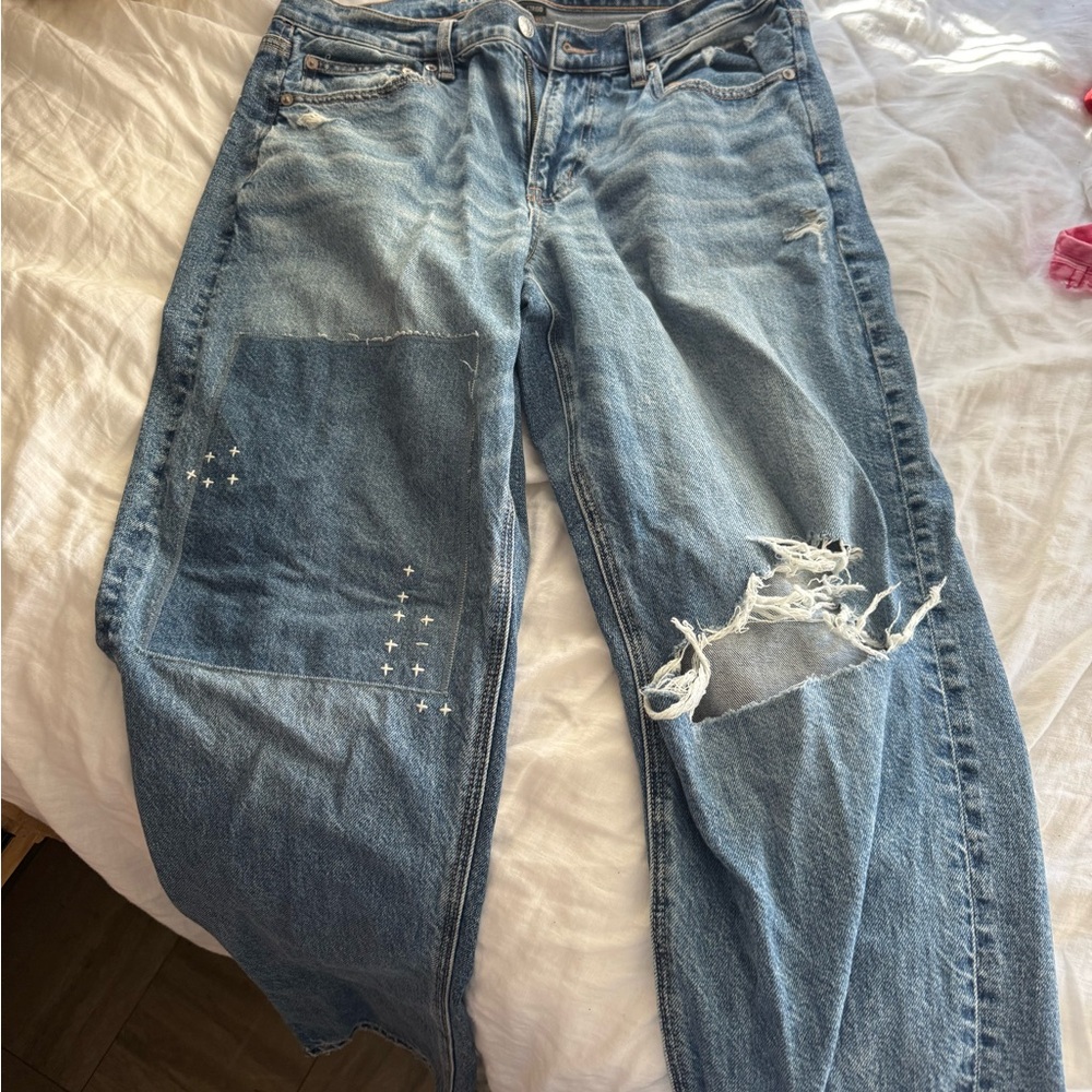 American Eagle Ripped Jeans
